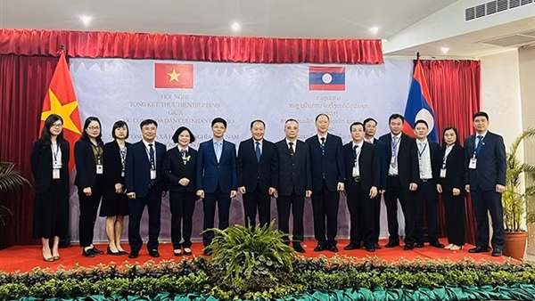 Việt Nam - Lào thắt chặt hợp tác phòng, chống mua bán người