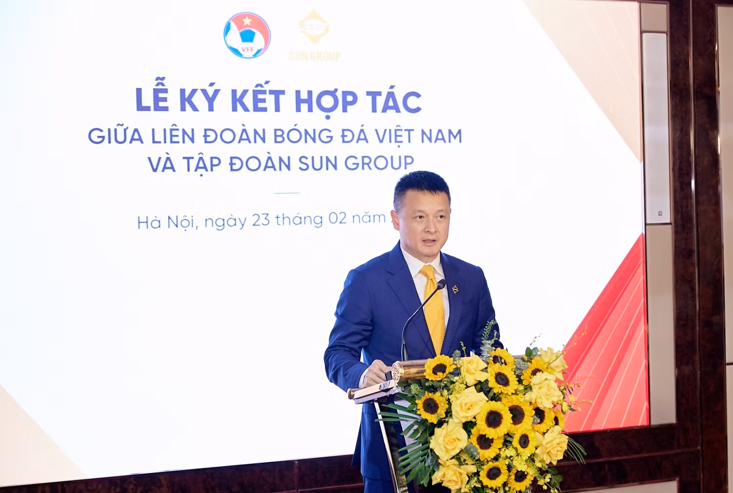 Tập đoàn Sun Group hợp tác với VFF cùng phát triển bóng đá Việt Nam -0