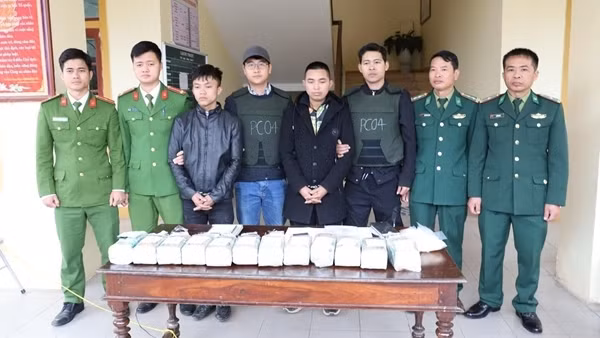 Ngăn chặn ma túy thẩm lậu qua biên giới