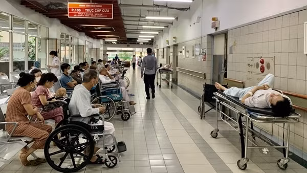 Tính đúng, tính đủ giá viện phí để vận hành hoạt động của bệnh viện công có hiệu quả