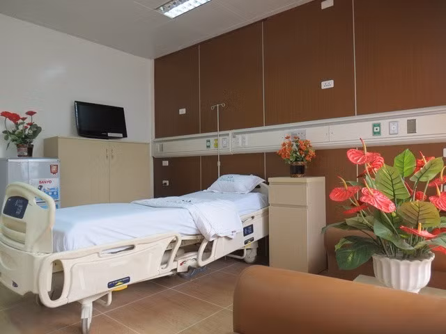 Từ 15/8, giá giường bệnh theo yêu cầu cao nhất 4 triệu đồng -0