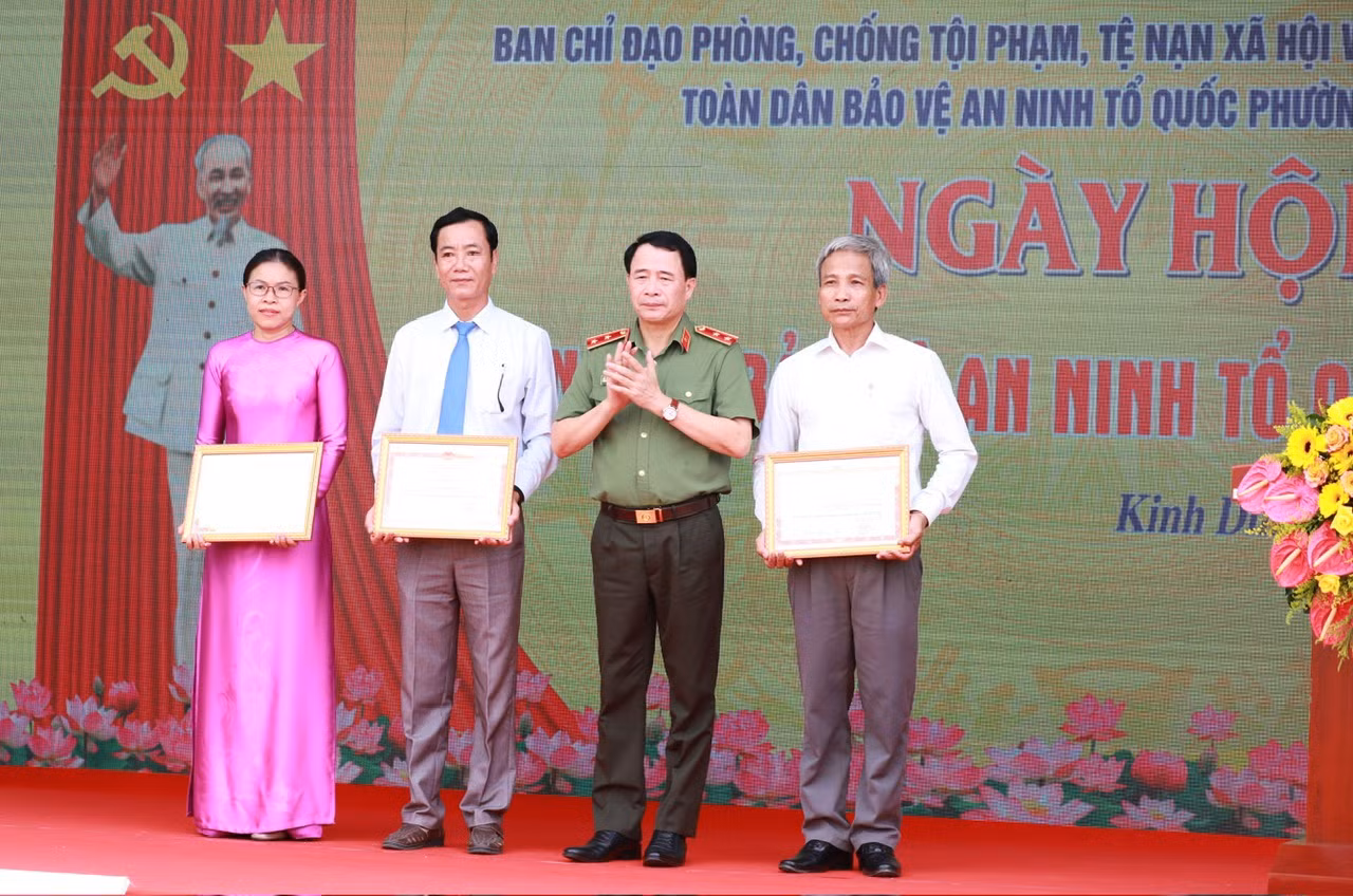 Thứ trưởng Lê Quốc Hùng dự “Ngày hội Toàn dân bảo vệ An ninh Tổ quốc” tại Ninh Thuận -0