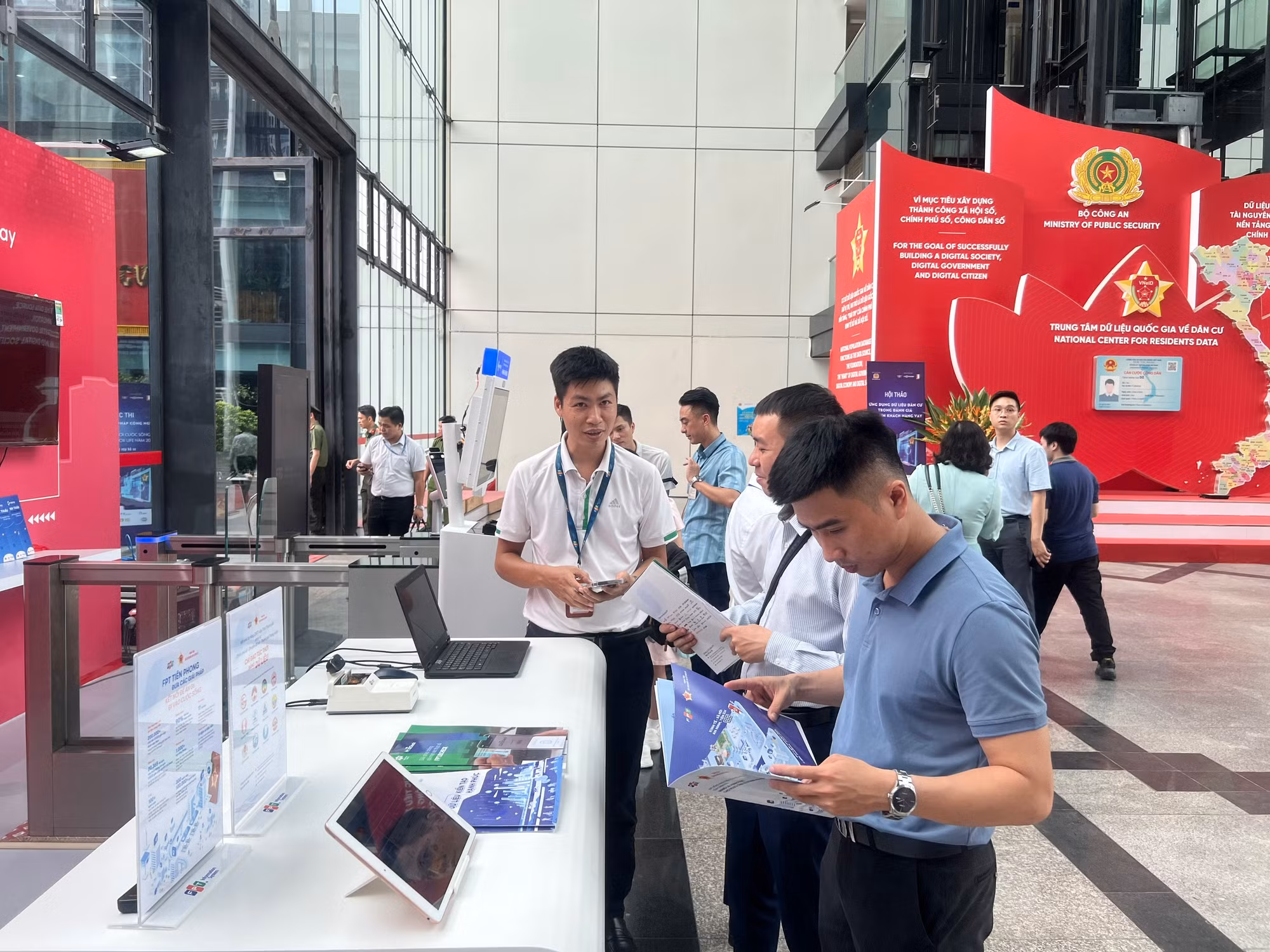 Công bố cuộc thi tìm kiếm giải pháp công nghệ “ Dữ liệu với cuộc sống