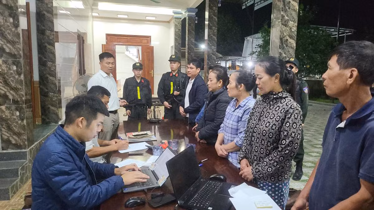Thu giữ hơn 2 tấn tang vật trong đường dây sản xuất thuốc tăng cân giả -0