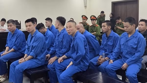 Cựu Trưởng khoa và Phó khoa Bệnh viện Tâm thần Trung ương 1 lĩnh án tù