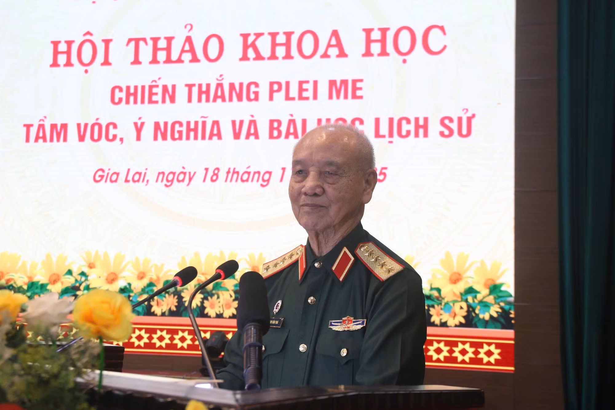 anh_3-1763443685163.jpg