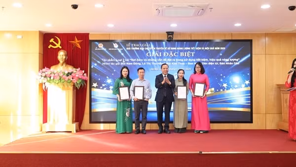 Trao Giải báo chí tuyên truyền về sử dụng năng lượng tiết kiệm và hiệu quả năm 2025