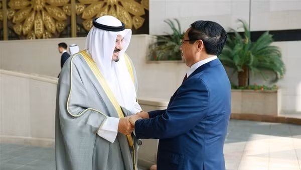 Thủ tướng Nhà nước Kuwait chủ trì lễ đón Thủ tướng Phạm Minh Chính
