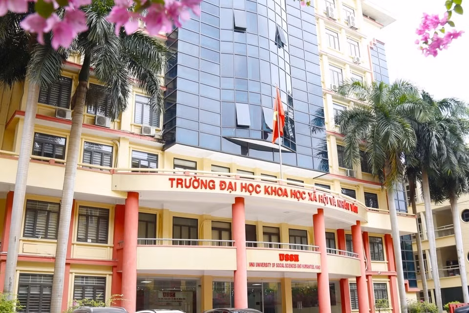 “Số phận”của tổ hợp C00 -1