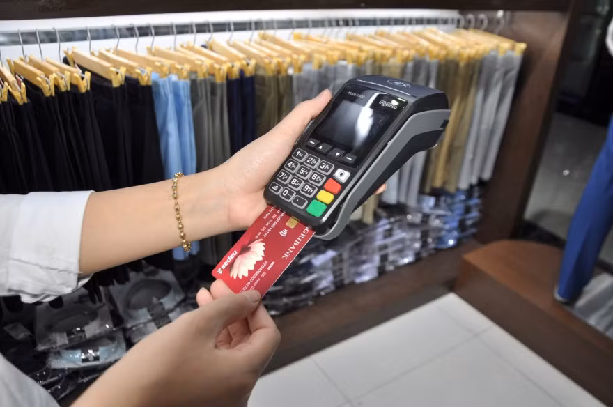 Agribank ứng dụng công nghệ số, thúc đẩy phát triển thanh toán không dùng tiền mặt -0