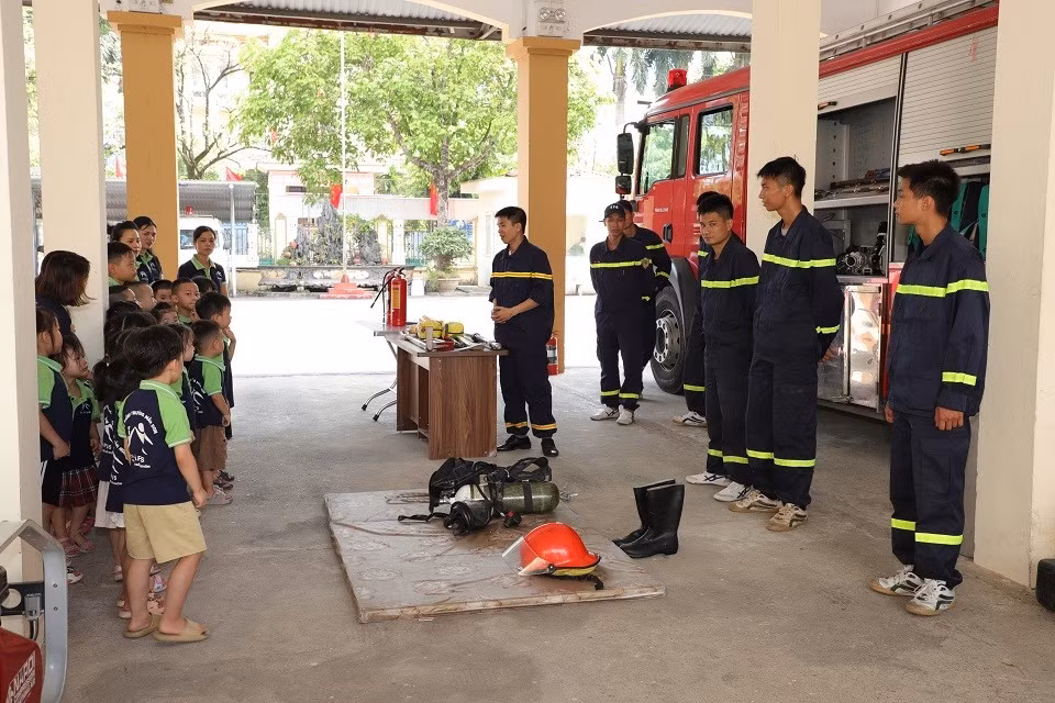 Khẩn trương kiện toàn tổ chức, khai mở chính quyền số&nbsp;từ cơ sở -0
