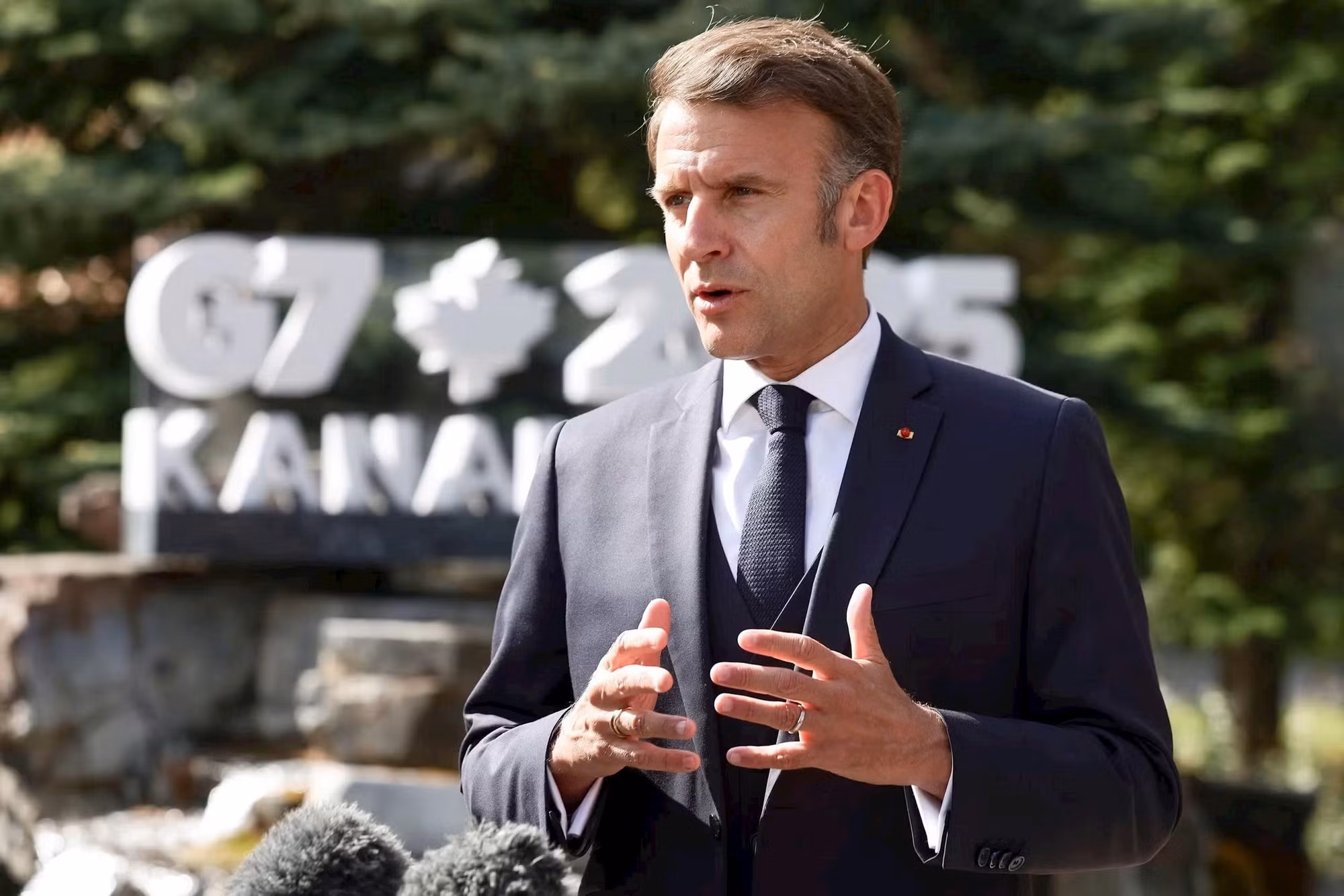 Ông Macron: Tổng thống Trump ra đề nghị ngừng bắn giữa Israel và Iran -0