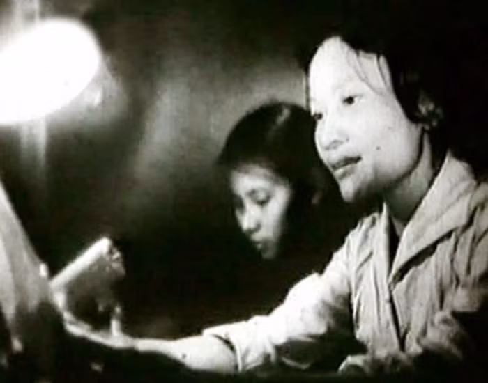 Trang 29: Một thời làm báo bằng loa ở bờ Bắc giới tuyến -0