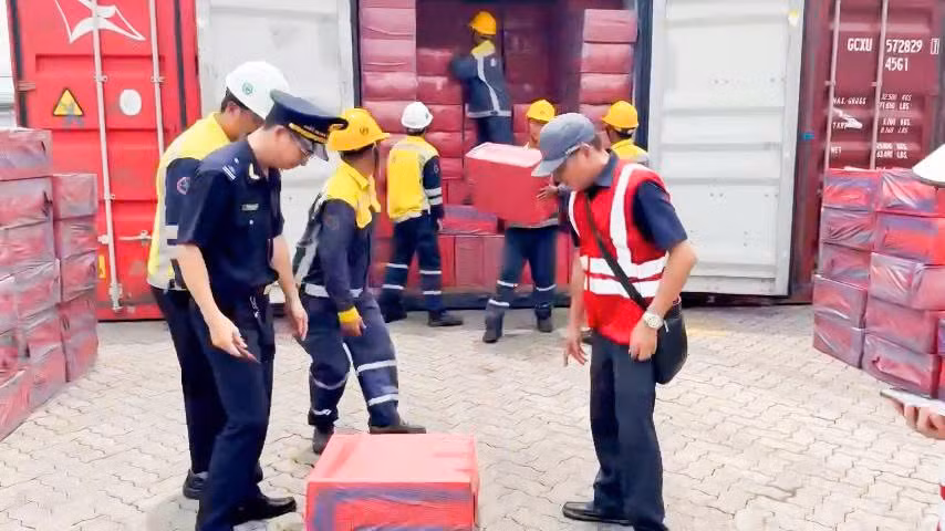 Bắt giữ và khởi tố hàng loạt vụ buôn lậu thuốc lá, trị giá 