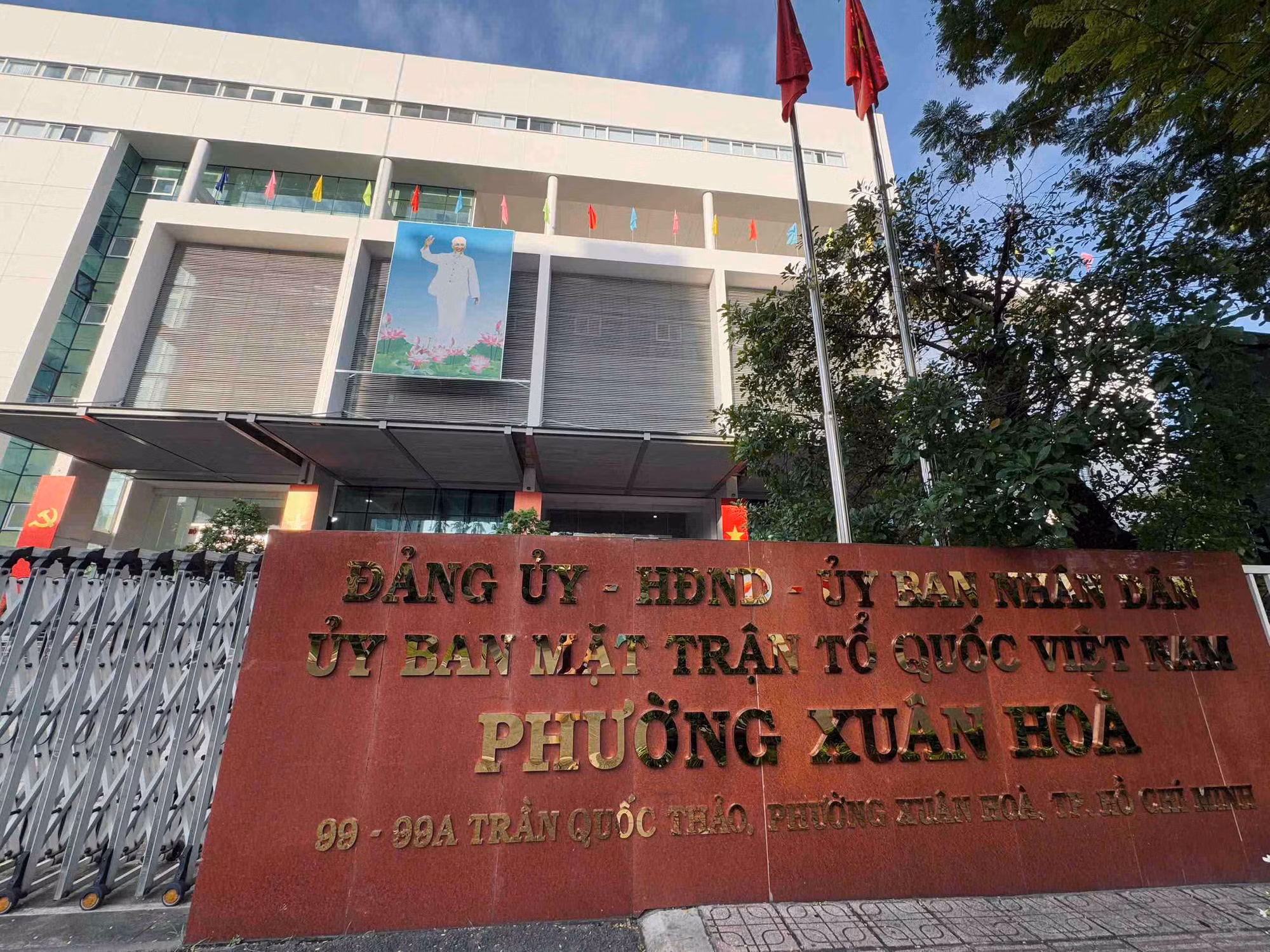 TP Hồ Chí Minh phấn khởi trước thời khắc lịch sử: Niềm tin vững chắc vào chính quyền hai cấp -0