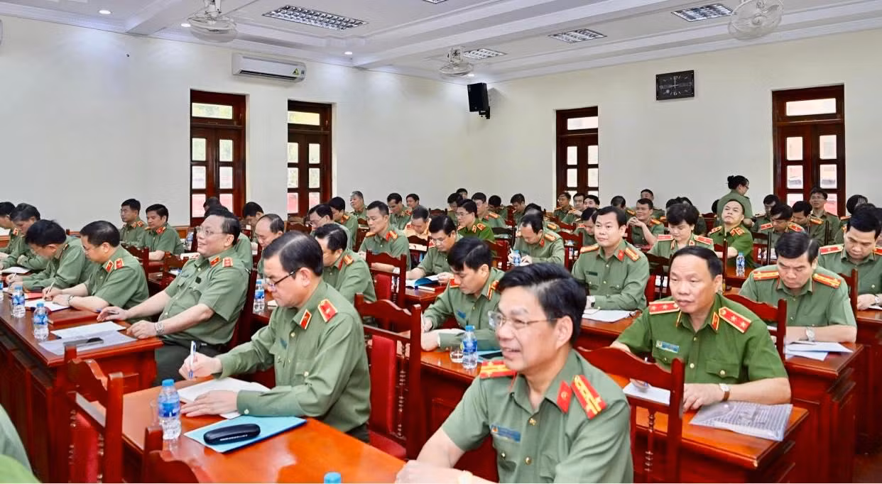 Vận dụng kiến thức được bồi dưỡng để nâng cao hiệu quả các mặt công tác công an tại đơn vị, địa phương -0