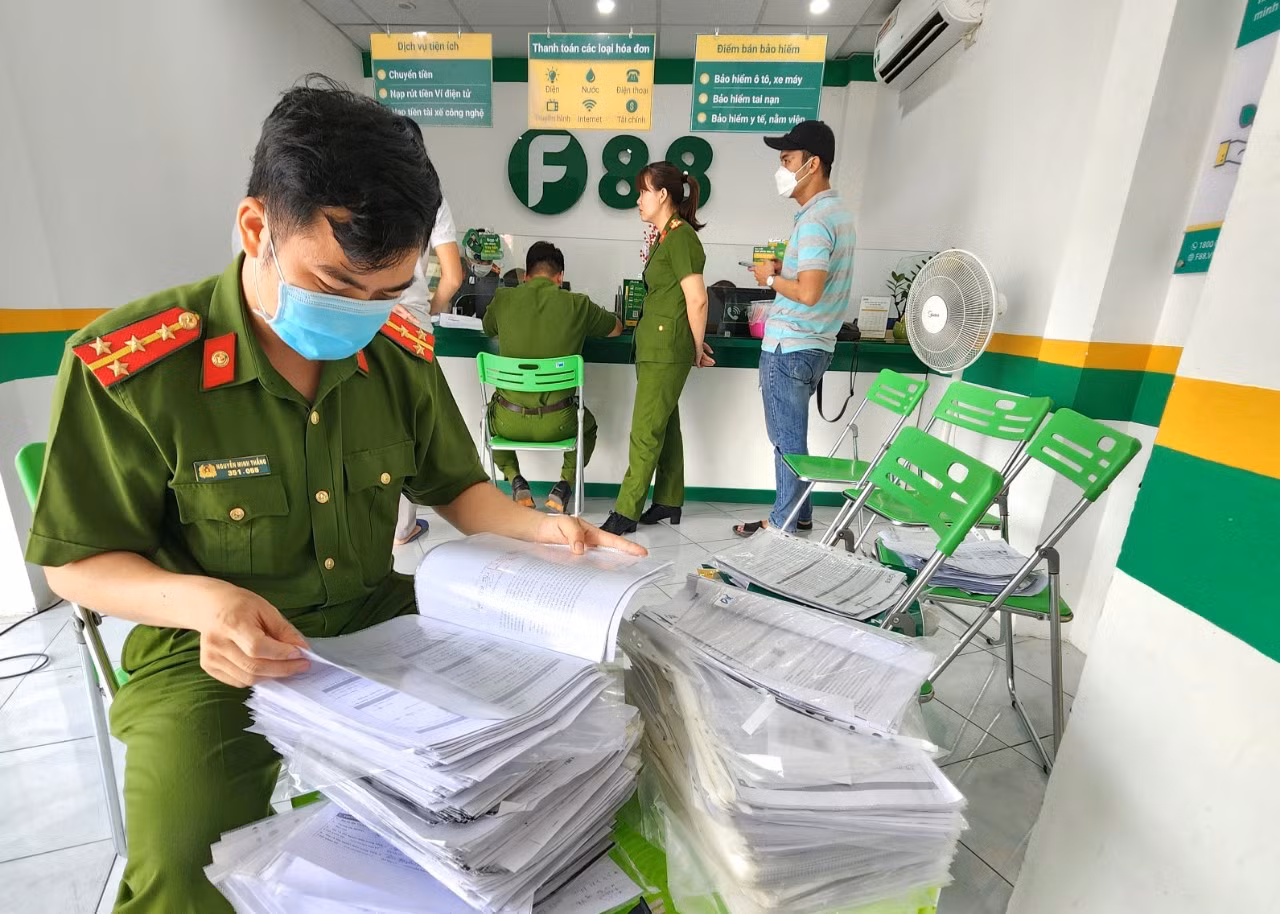 Đà Nẵng đồng loạt kiểm tra các địa điểm kinh doanh của F88 -1