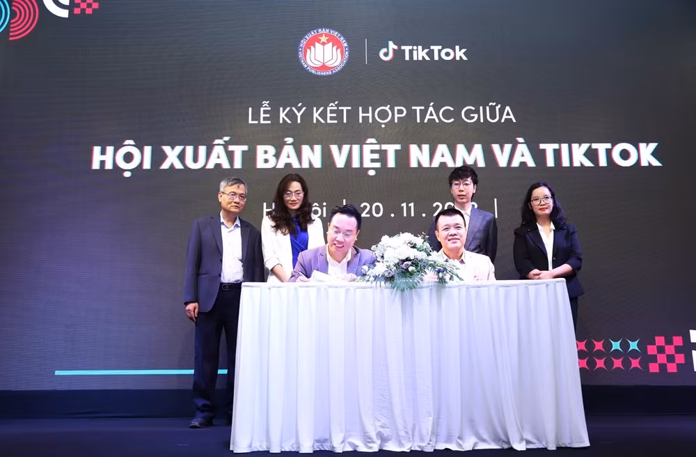 Thúc đẩy phát triển thị trường sách trên nền tảng TikTok -0