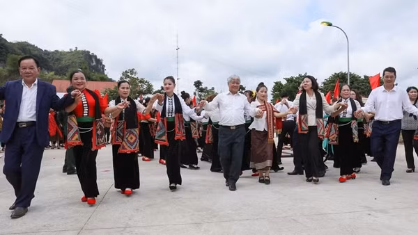 Không ngừng củng cố, tăng cường, phát huy cao độ sức mạnh tổng hợp của khối đại đoàn kết toàn dân tộc