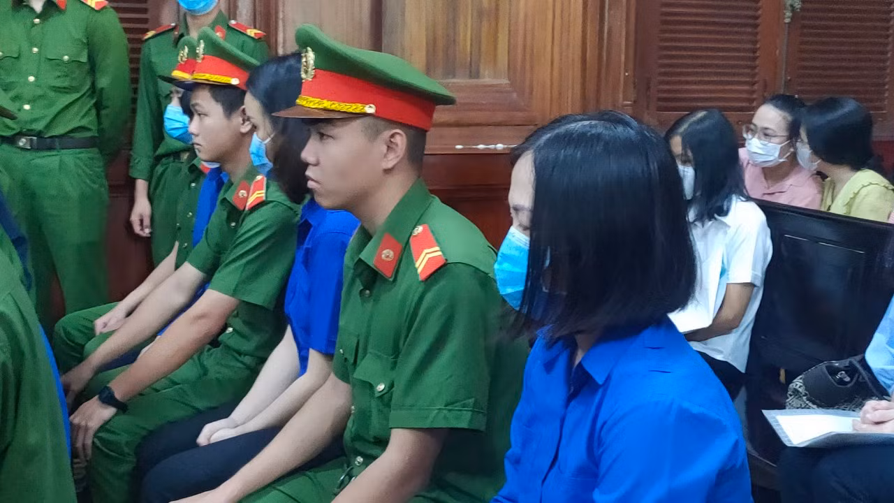 Cựu Giám đốc Bệnh viện Thủ Đức Tham ô trên 100 tỷ đồng và các đồng phạm hầu tòa -0