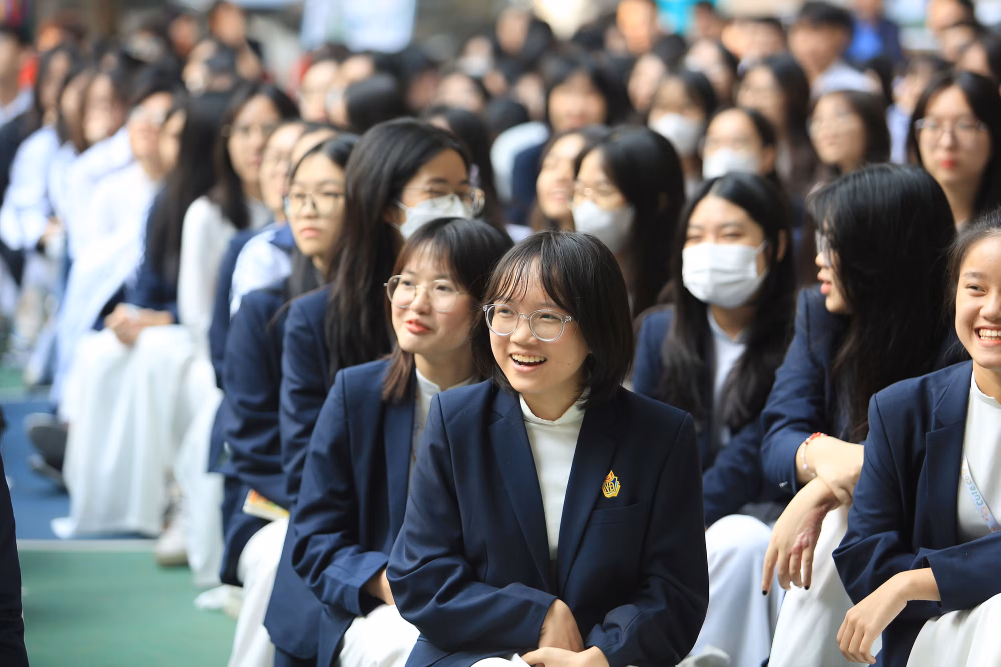Đội trưởng CLB Công an Hà Nội giao lưu với học sinh phổ thông -0