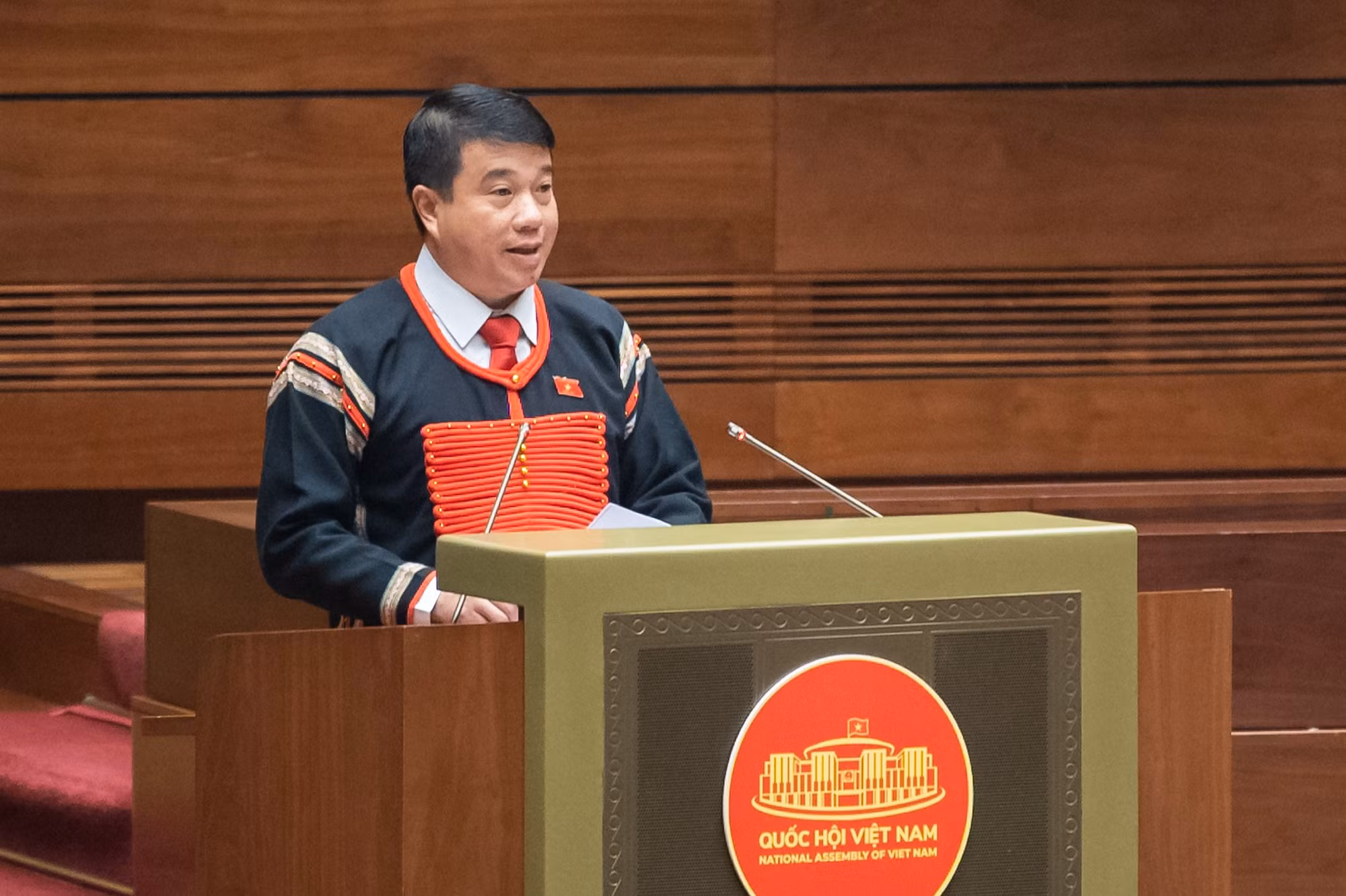 y thanh hà.jpg -0