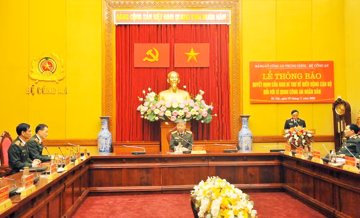 Thông báo Quyết định của Ban Bí thư, điều động Thiếu tướng Vũ Hồng Văn đến công tác tại Cơ quan Ủy ban Kiểm tra Trung ương -0