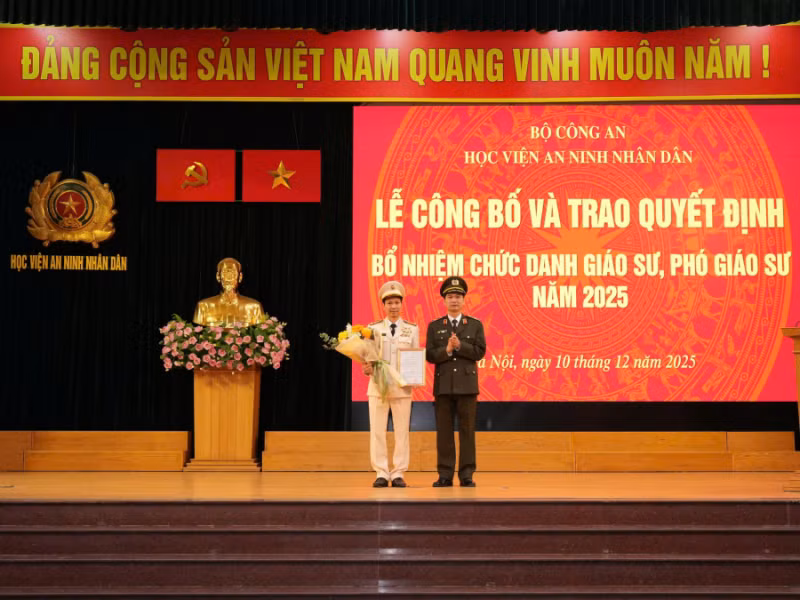 Học viện ANND trao quyết định bổ nhiệm Giáo sư, Phó Giáo sư năm 2025 -0