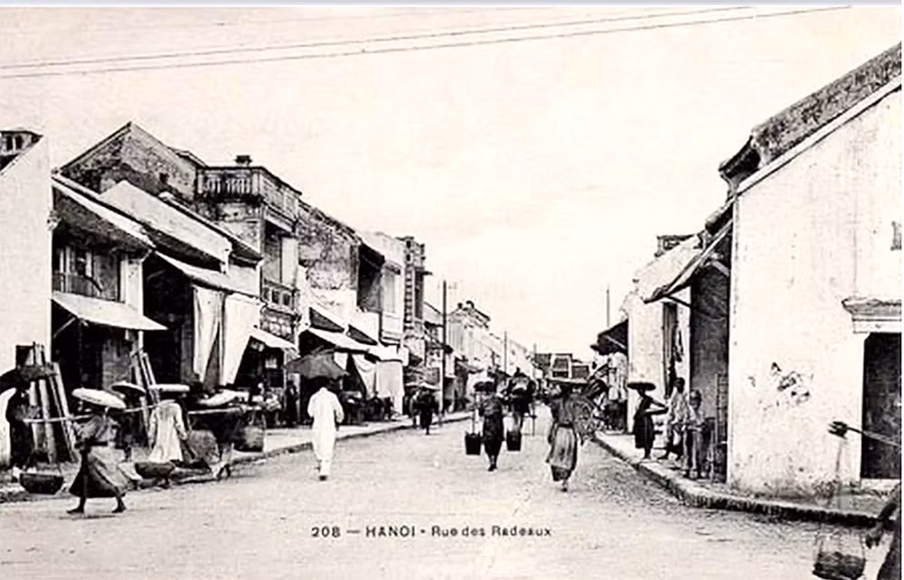 Phố chợ ẩn mình chốn phồn hoa -0