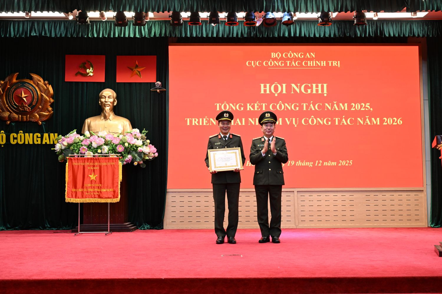 Cục Công tác chính trị thực hiện tốt công tác giáo dục chính trị tư tưởng -0