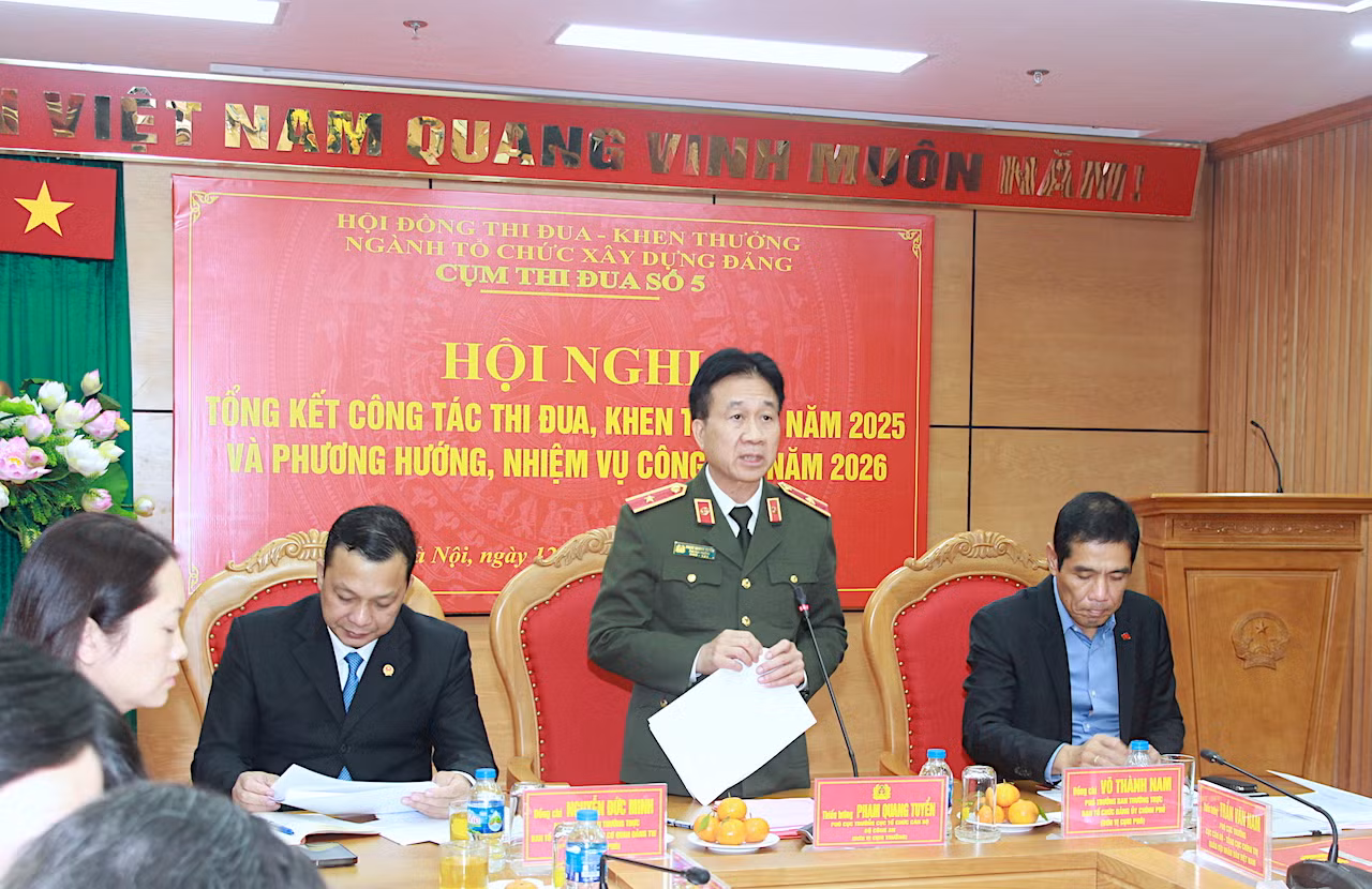 Cụm thi đua số 5 ngành Tổ chức xây dựng Đảng phấn đấu hoàn thành vượt mức nhiệm vụ -0