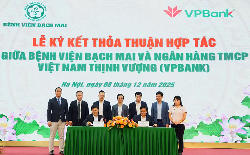 VPBank chung tay vì cộng đồng với khoản tài trợ 40 tỷ đồng cho Bệnh viện Bạch Mai -0