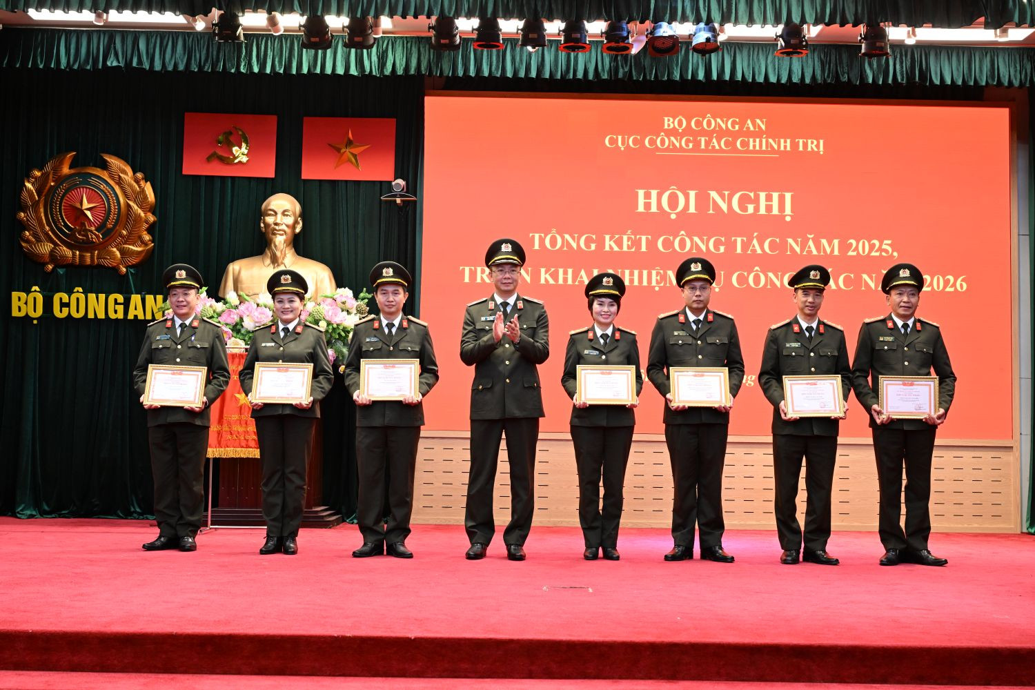 Cục Công tác chính trị thực hiện tốt công tác giáo dục chính trị tư tưởng -0