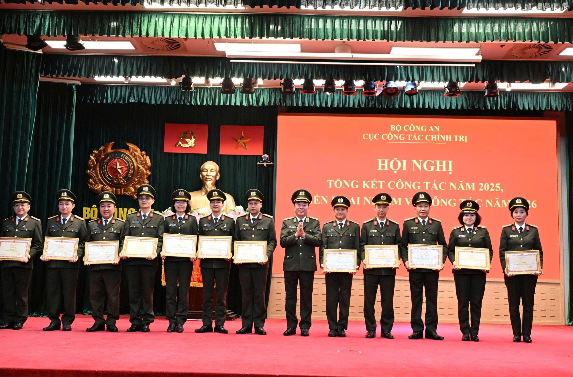 Cục Công tác chính trị thực hiện tốt công tác giáo dục chính trị tư tưởng -0