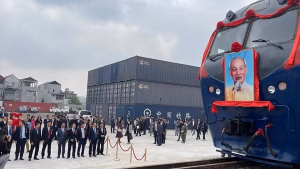 Ga liên vận quốc tế đường sắt Kép chính thức vận hành