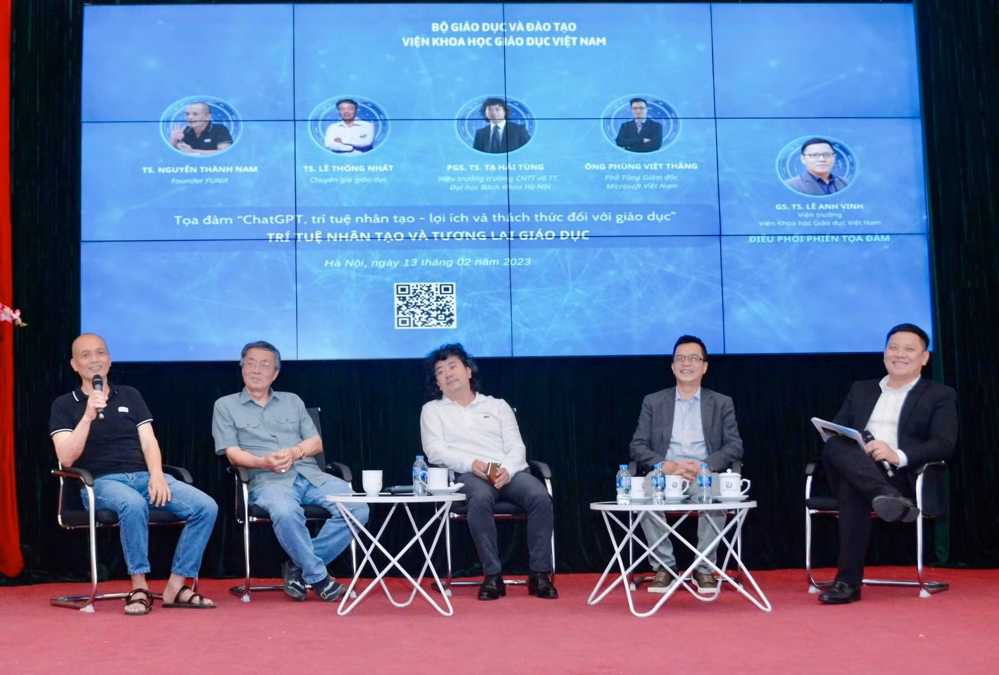 ChatGPT không làm mất vai trò của người thầy nhưng đòi hỏi người thầy phải thay đổi -0