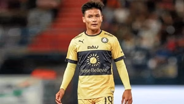 Quang Hải "tái xuất" Ligue 2, Pau FC vẫn thất bại