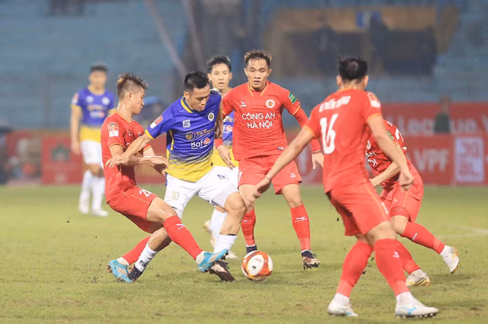 V.League 2023 và chuyện của những đội bóng Hà Nội -0