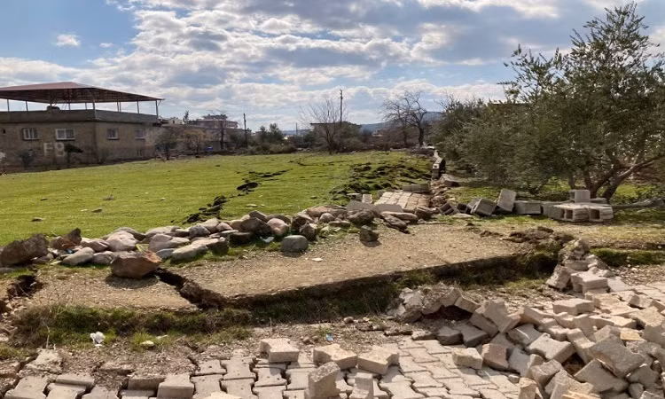 Xuất hiện hai đường đứt gãy lớn chưa từng có sau thảm họa ở Thổ Nhĩ Kỳ - Syria -0