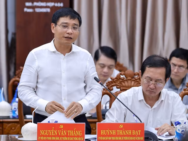 Bến Tre cần tập trung thúc đẩy hạ tầng kết nối và kinh tế biển, tạo động lực phát triển mới -0