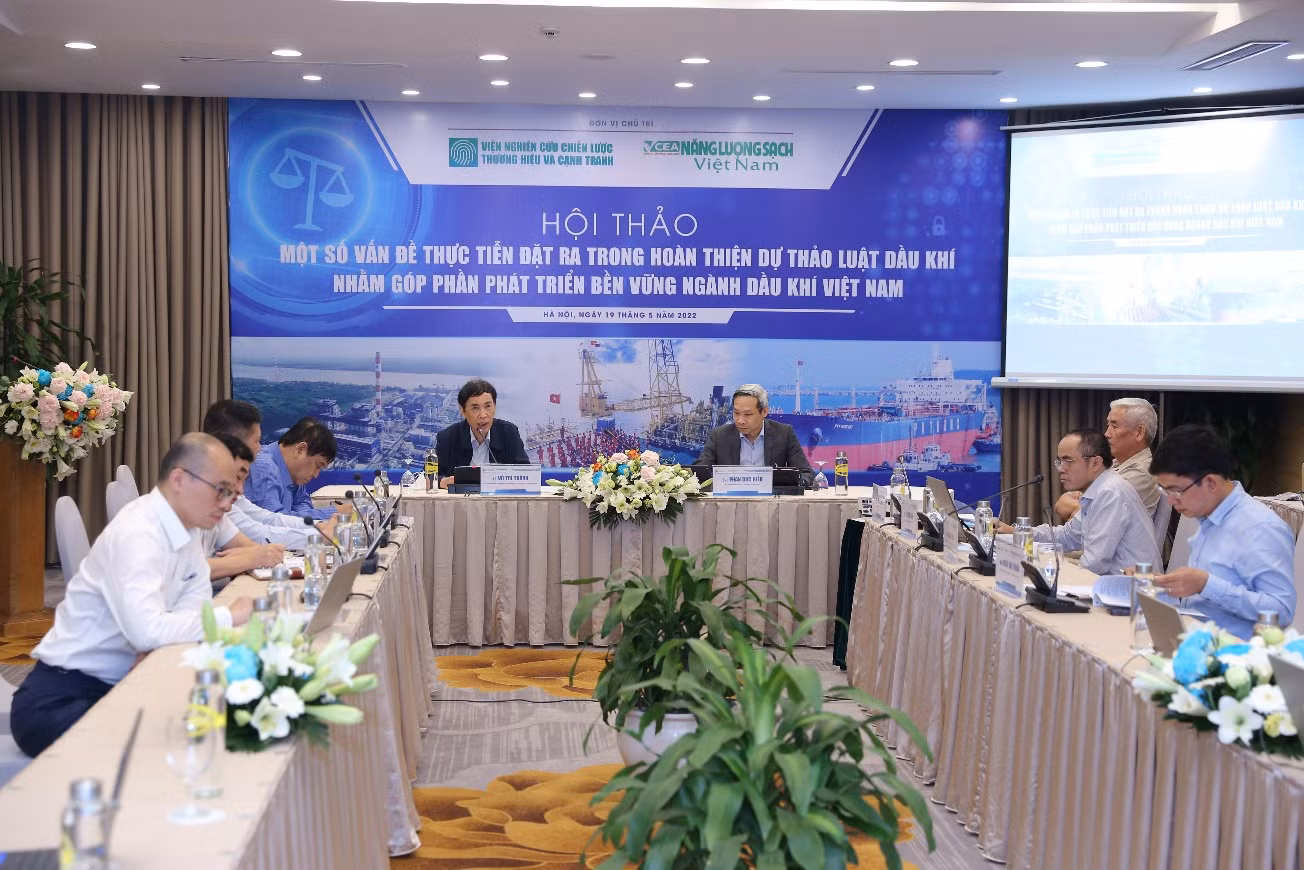 Bước tiến mới trong phát triển kinh tế - xã hội thông qua Luật Dầu Khí sửa đổi -0