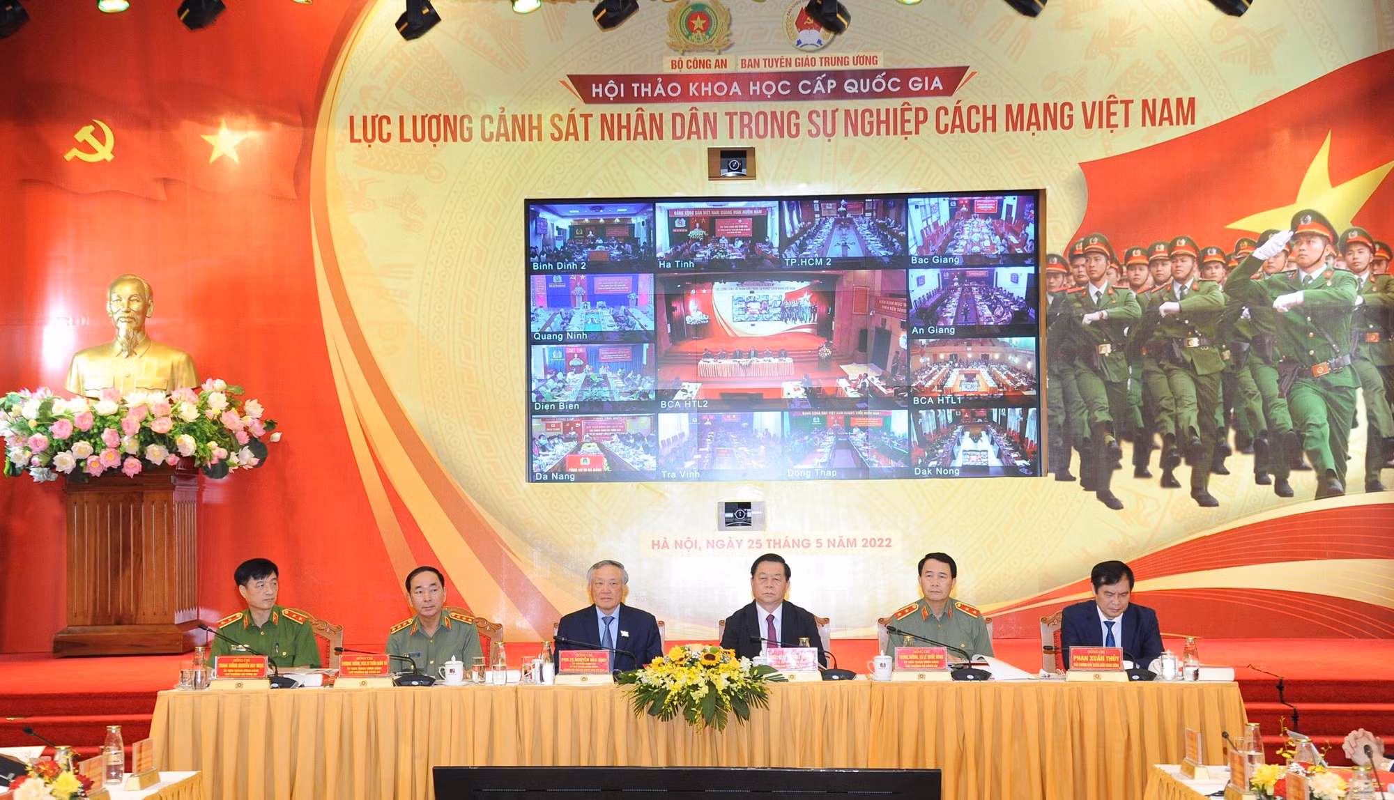 Khai mạc Hội thảo khoa học quốc gia 