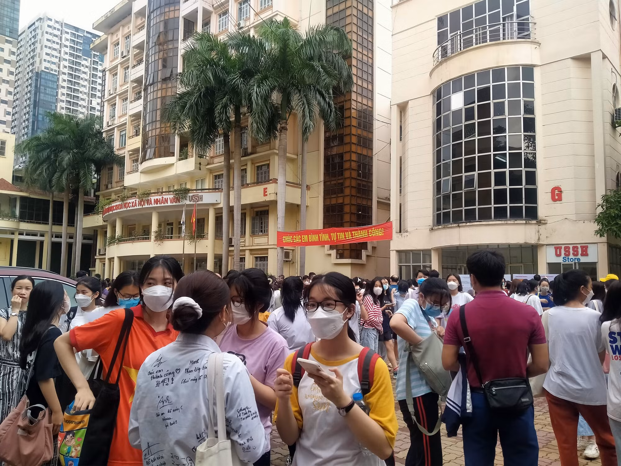 Bắt đầu cuộc đua giành suất vào lớp 10 các trường THPT chuyên -0