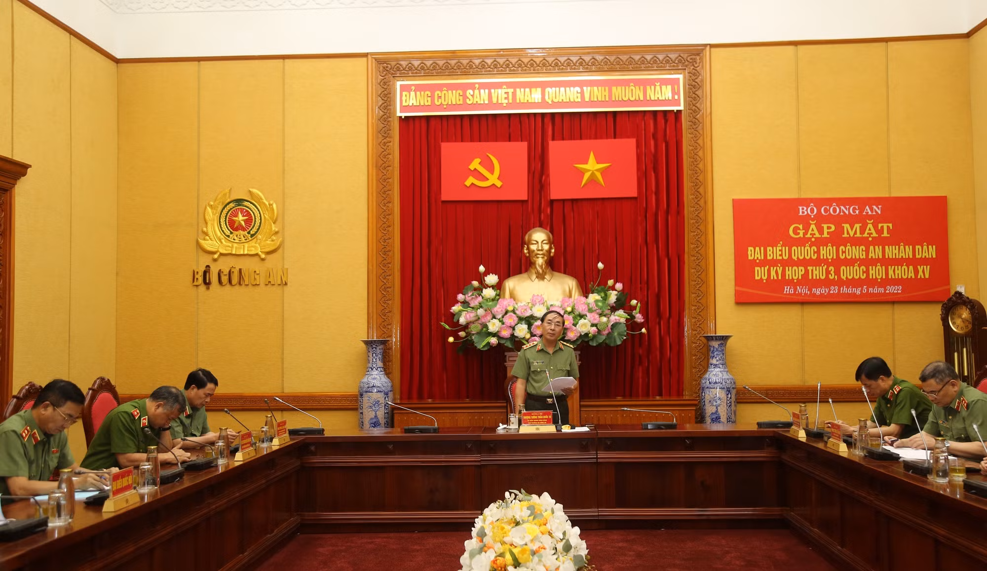 Bộ Công an gặp mặt các đại biểu Quốc hội trong CAND -0