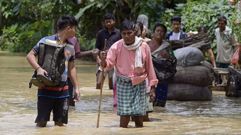 220518192414-01-india-flooding-0518-exlarge-169.jpg -0
