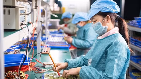 Tháo gỡ các rào cản, vướng mắc cản trở hoạt động sản xuất, kinh doanh ảnh 2