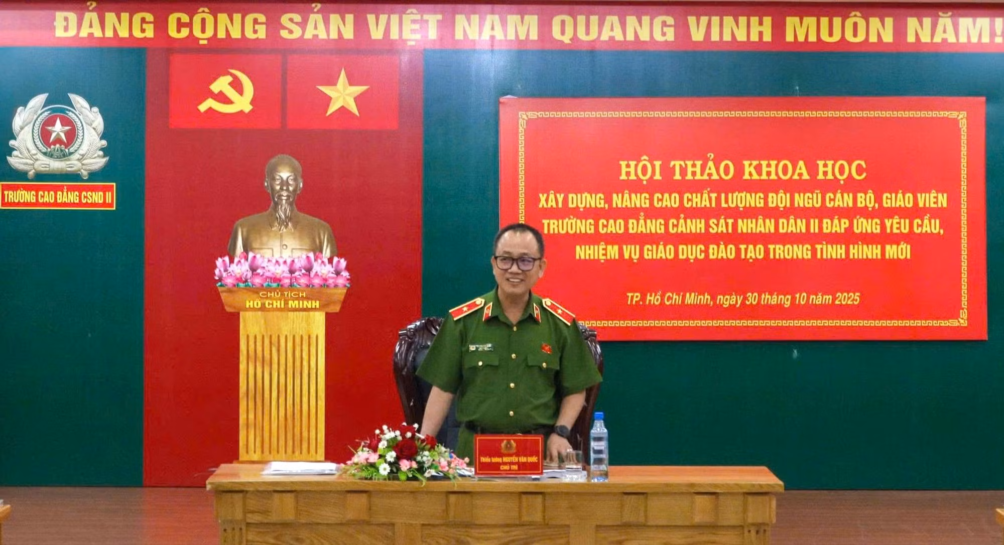 hoi1.jpg -0