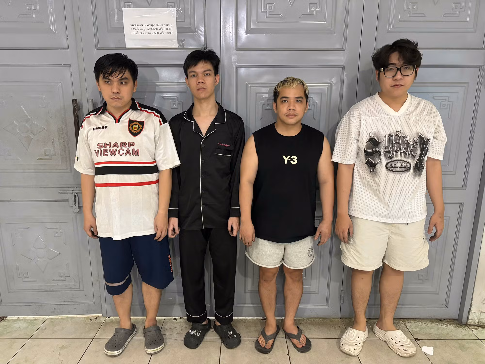 Triệt phá tụ điểm bán khí cười thu lợi bất chính gần 7 tỷ đồng -0