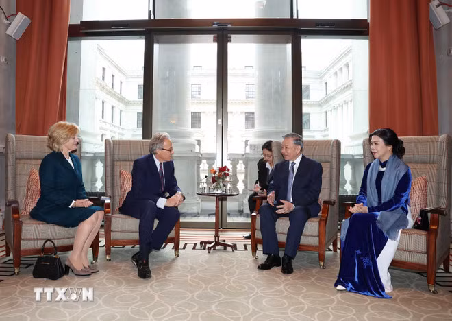 Tổng Bí thư và Phu nhân tiếp Công tước xứ Richmond và Phu nhân -0