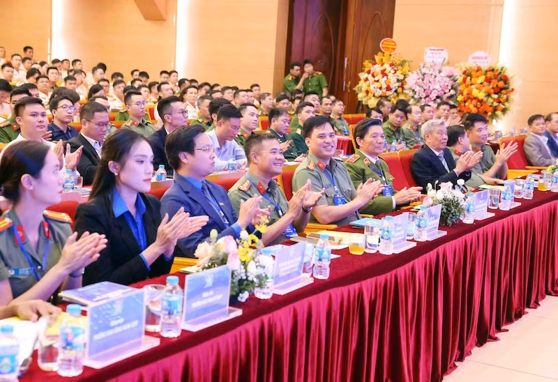 Khẳng định vai trò, vị thế của tuổi trẻ Công an Thủ đô trong phong trào chung của thanh niên CAND -0